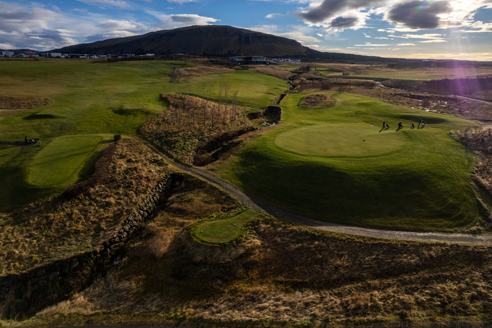 Opnun golfvalla!