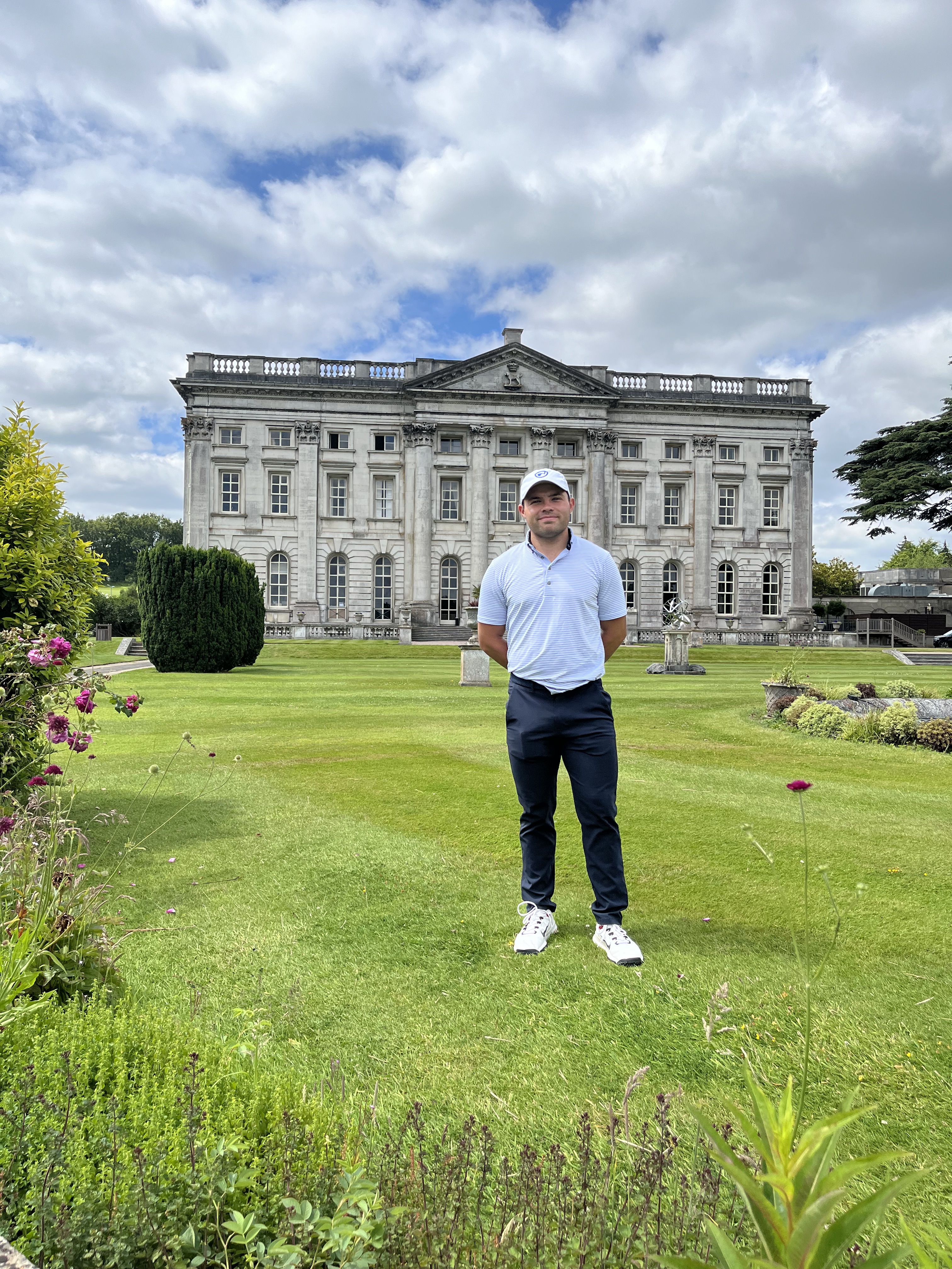 Nick Carlson í gegnum annað stigið á DP World Tour